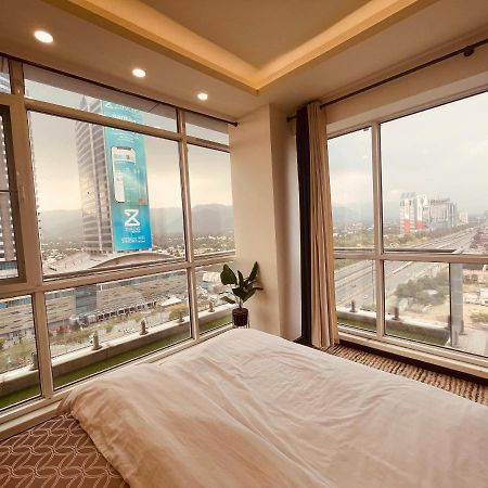 High Rise Presidential Suite In Elysium Opp Centaurus Ісламабад Екстер'єр фото